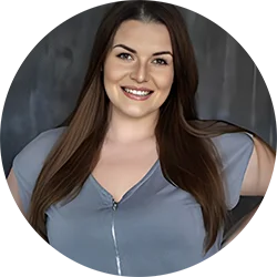 Kylie Schroer, She Is A Dog Trainer Of Apex Dog Training Center LLC